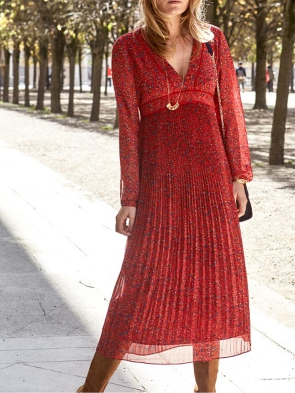 Sézane Petra Dress I Red Long Sleeve V-Neck Pleated Maxi Dress